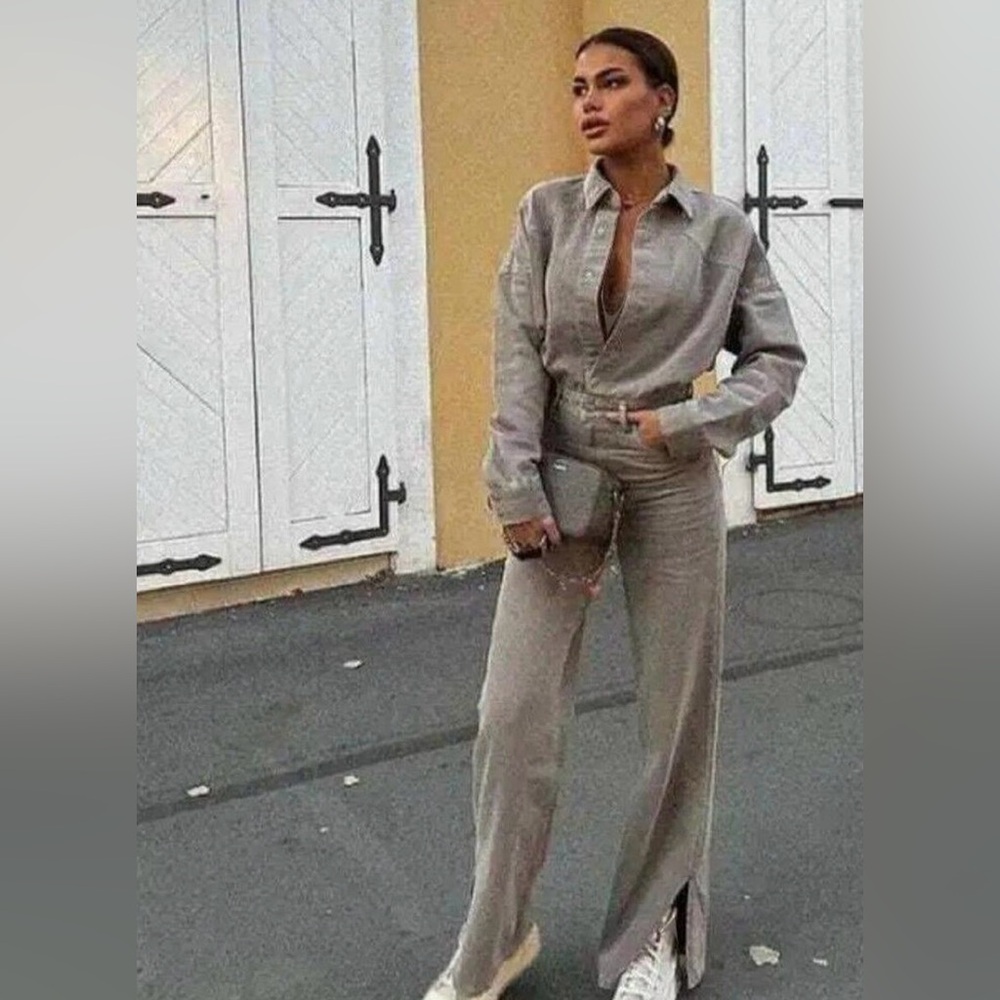 ZARA jumpsuit size XS
Used once 
Great condition (no rips | no stains)